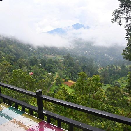 Mountain Face Inn เอลลา ภายนอก รูปภาพ